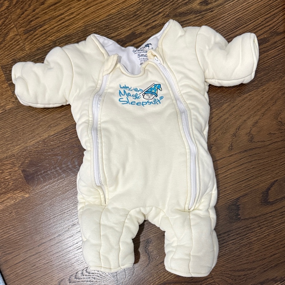 BABY MERLIN MAGIC SLEEPSUIT!
